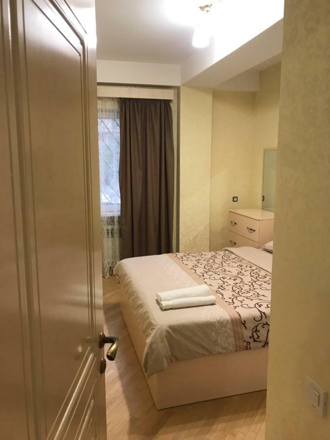 Comfortable Apartment In Center Erivan Exterior foto